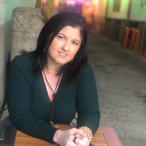 Meet your Posher, Becki